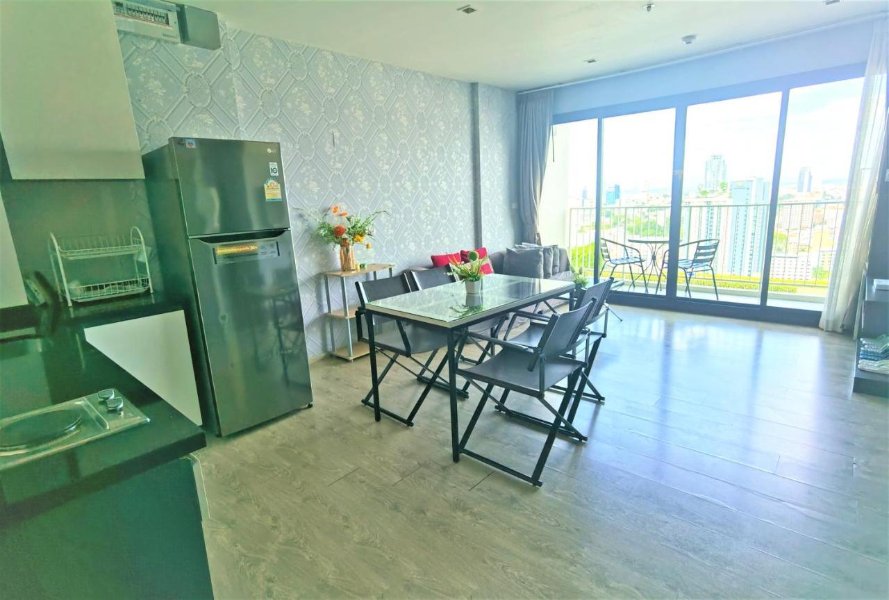 Llx Apartments At The Base Condo Pattaya ภายนอก รูปภาพ